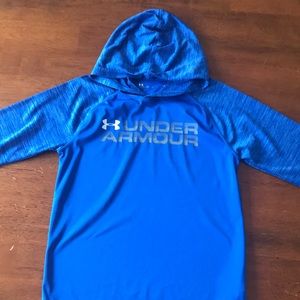 Boys Under Armour long sleeve top